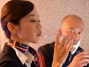 Trả bài em nhân viên văn phòng xinh dâm
