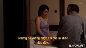 Món quà của cô giáo cho cậu học trò cưng sau buổi tốt nghiệp